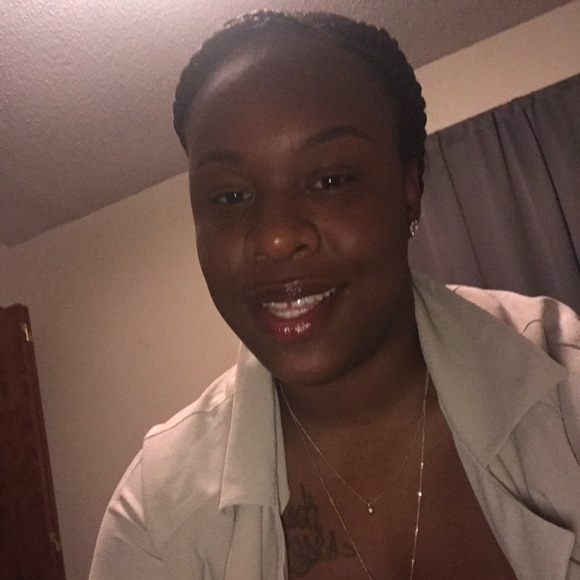 Meet your Posher, Bryanna - Picture 1 of 1